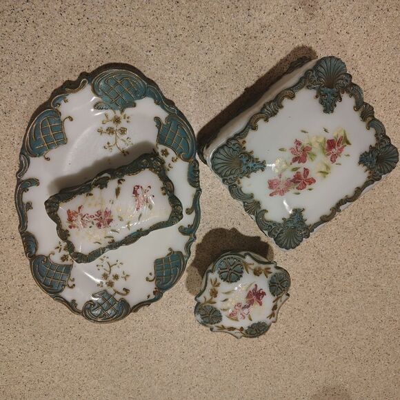Elegant Antoque Milk Glass Floral Ceramic Dish Set C8 - Picture 1 of 7